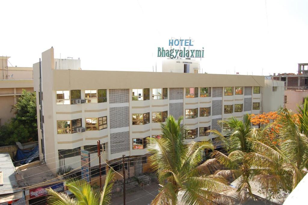 Hotel Bhagyalaxmi Shirdi Dış mekan fotoğraf